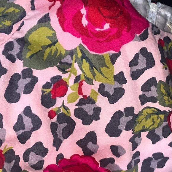 Girls Dress size 8  - Picture 10 of 10
